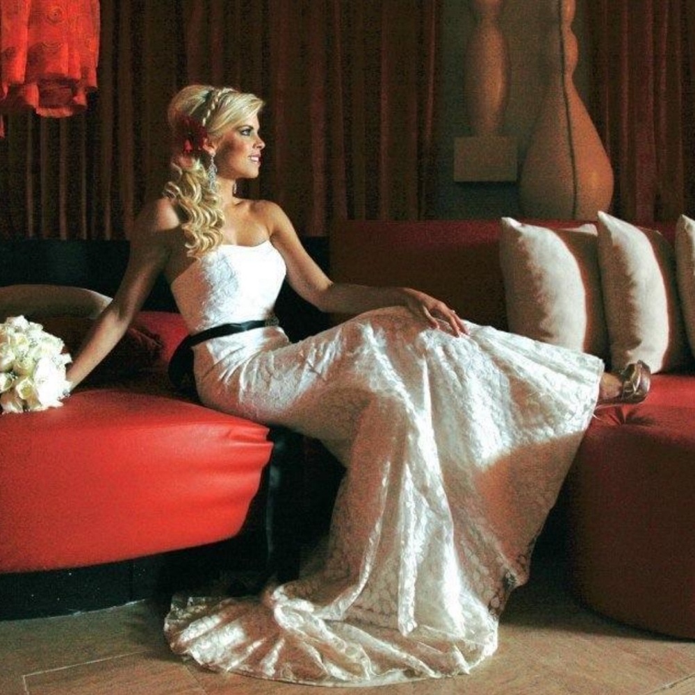 White Lace Galina wedding dress